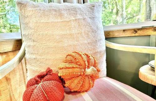 Couples Cottage - Serene Getaway - Foto 17