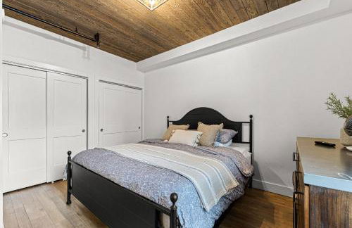 The Loft 10 - Steps from the Lake & Dining- Newly renovated in the heart of McCall - Foto 12