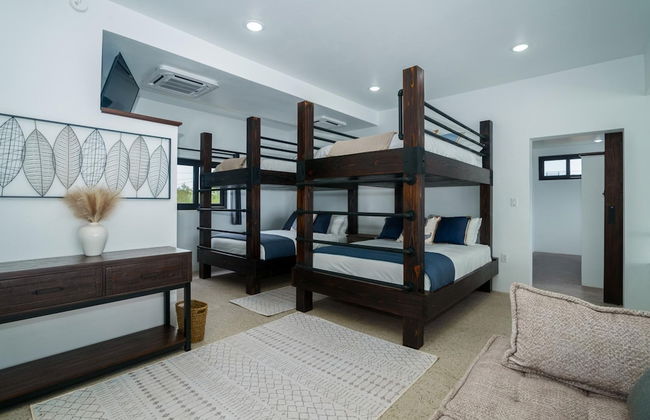 Spacious 4-bed Villa in Placencia Village w Pool - Foto 20