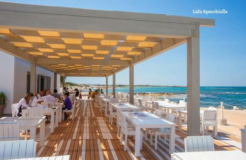 Appartamento con prato inglese destro Salento - Foto 33