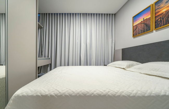 Sunny Flats - Photo 3