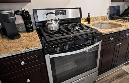 A Trendy Escape close to Downtown Peoria - Foto 26