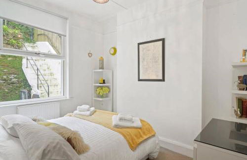 Cosy Home on the Waterfront Private Parking - Foto 20