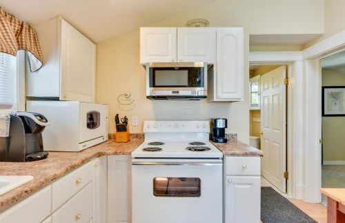 Turtle Cove Bay Beach House about 13 Mi to Buffalo! - Foto 22