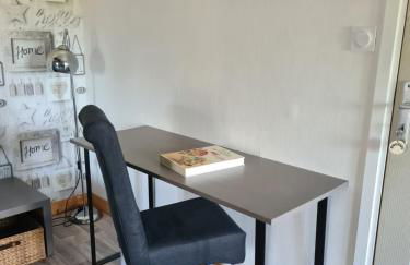 Dors Fée Duplex avec Toit-Terrasse et Salle de Jeux - Centre Bourg à 4 min du Puy duFou - Foto 18