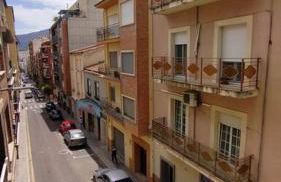 Charming Three Bedroom Apartment in Alcoi (with WIFI) - Foto 3