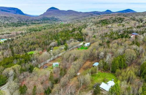 2 Mi to Lake Willoughby Peaceful Log Cabin! - Foto 32