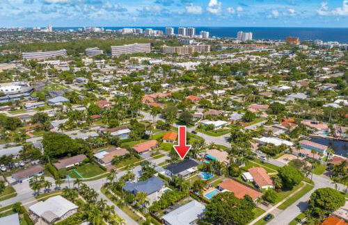 Delilas Chic 3 Bedroom 2 bath Abode with Heated Pool - Foto 47