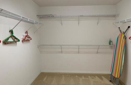 Private pool villa with game room close to theme parks! - Foto 48