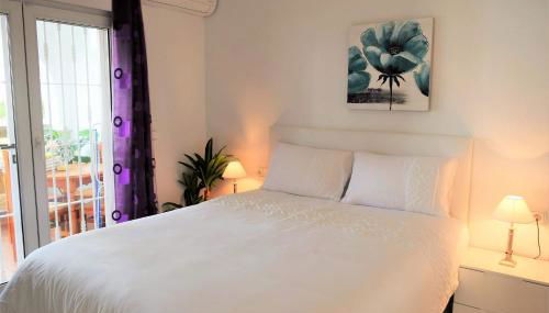 FABULOUS 2 BED 2 BATH APARTMENT ! - Foto 5