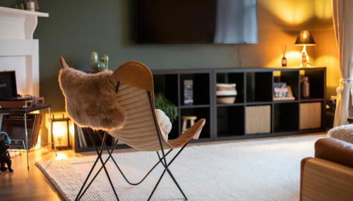 Trendy 2 Bed Flat - Near Airport - Foto 1