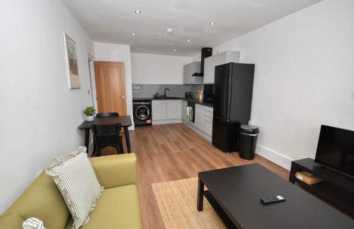 Modern 1 Bedroom Apartment in Morley with Parking - Foto 22