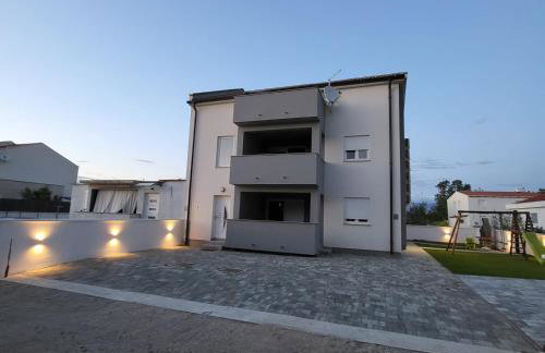 New family apartments Franka, Sabunike - Photo 58