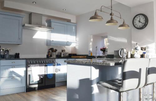 Peartree Cottage & Granary - Photo 7