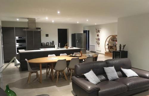 À mont nos hôtes - Foto 16