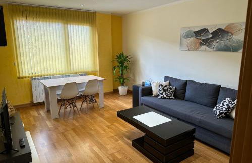 Piso nuevo totalmente equipado - Foto 1