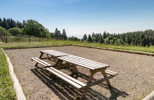 Cocon d'Altitude avec Terrasse, Calme & Parking Privé - Foto 49