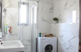 Edem Beach Apartment with Sea View by Athenian Homes - Foto 26