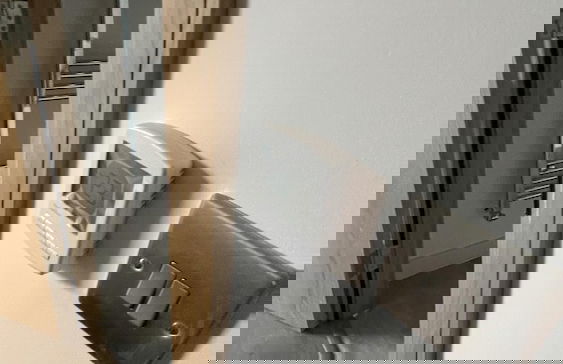 Exquisite Riverside Living in a Stunning Flat - Foto 14