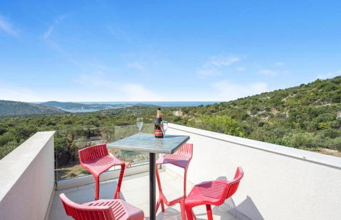 4 Bedroom Stunning Home In Jarebinjak - Photo 9