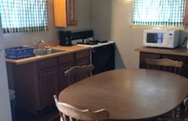 Riverbay Adventure Inn - Photo 14