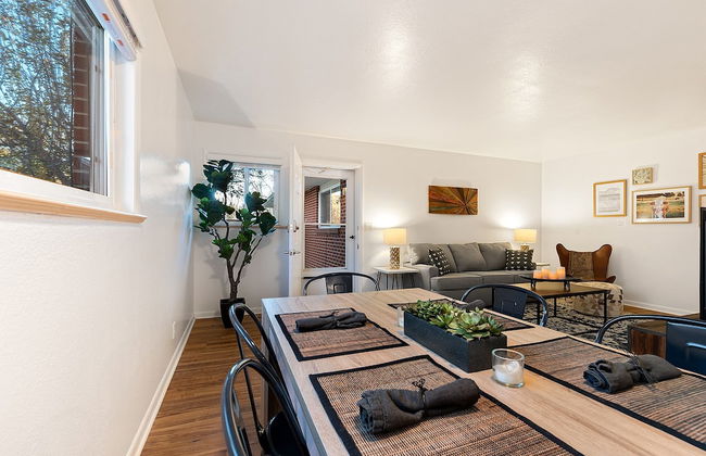 Ultimate Chill Zone | Bbq, Bikes, Pet Friendly!! - Foto 2