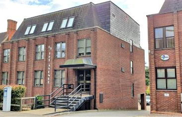 Cliftonville Heights - 2 bed Home away from Home - Photo 22