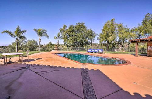 Equestrian Estate with Horse Stables and Pool! - Foto 25