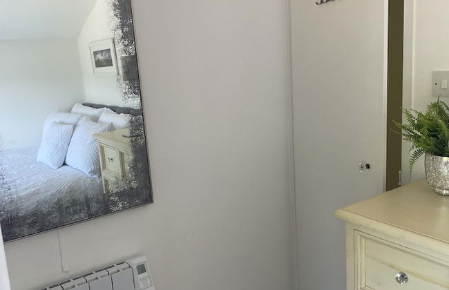 Private Chalet in New Quay With Stunning Views - Photo 26