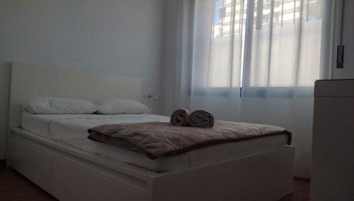 Ap4Us B1 - Apartment for us - Sightseeing & Beach near to Barcelona - Foto 2