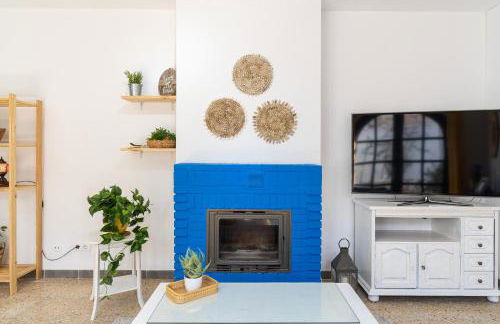 Cambrils Beach - 8 min to Beach - AC - WiFi - Terrace - 8 Guests - Photo 35