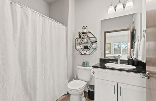 Very New 2 Bed 2 Bath Near DT and Perry District - Foto 17