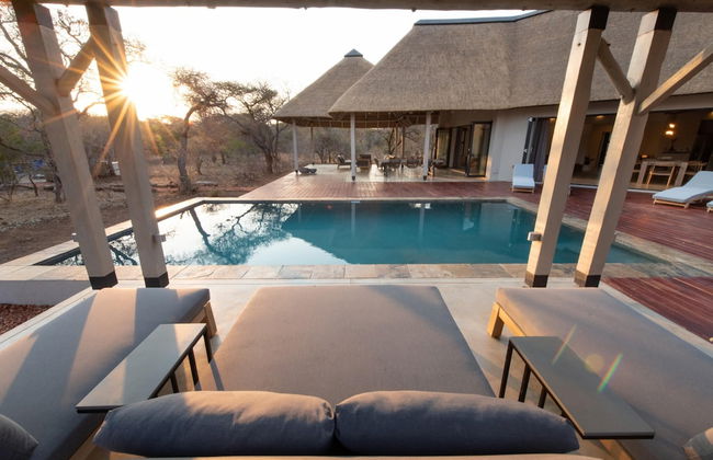 Villa Appelblaar Luxury 4 Bedroom Villa Home in the South African Bush - Photo 25