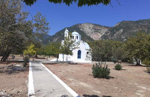 Glyfada's Family Apartment - Photo 48