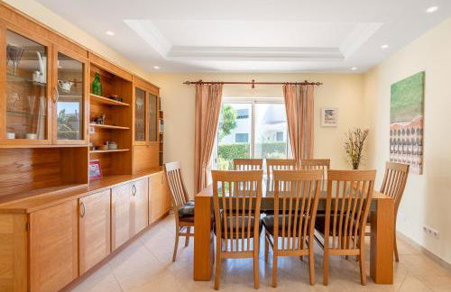 Captivating Villa 600M to Vau Beach - Foto 13