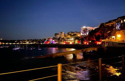 BELLA CRUZ 66 m2 prestations premium, wifi, balcon, parking avec borne de recharge électrique, plage Prieuré, Commerces - Foto 54