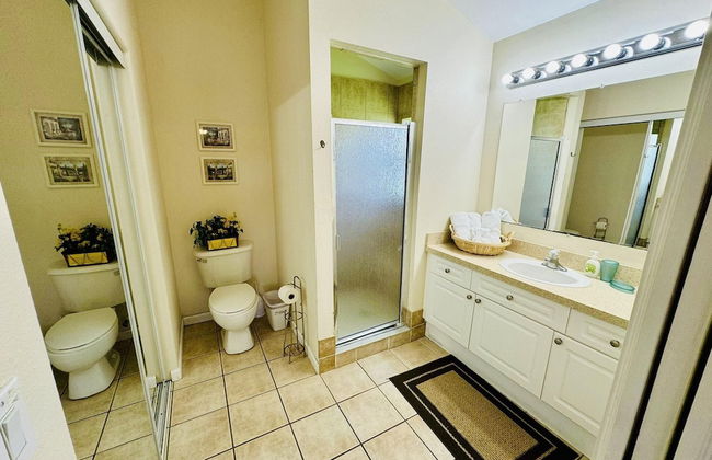 4/3 Vacation Home With Private Pool Located at Formosa Gardens!! - Foto 15