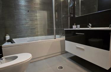 AL Manas Pereira - Photo 21