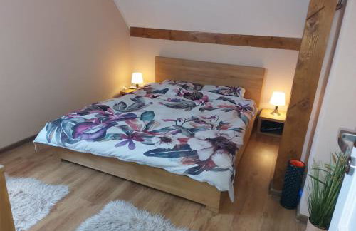 Uroczy Domek z Kominkiem - Foto 13