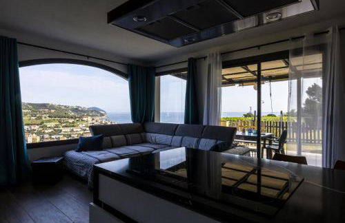 Perla sul mare con piscina - Foto 13