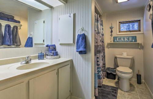 Phillips Cabin with Lake Views and Private Dock! - Foto 16