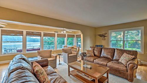 Riverfront Paradise with Hot Tub and Pool in Kinsale! - Foto 4
