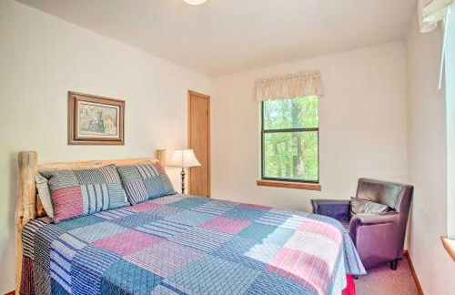 Cozy, Secluded Davis Cabin on 60 Wooded Acres - Foto 9