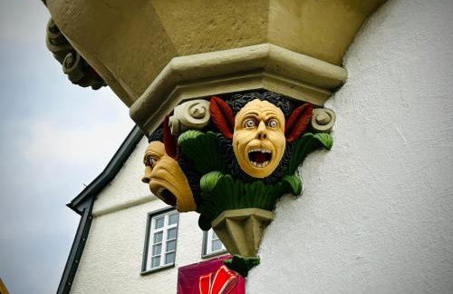 MHQ Ferienwohnung im historischen Fachwerkhaus mit Terrasse in Waiblingen - Foto 31