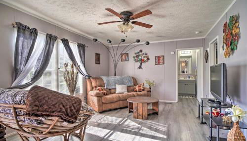 Bring Your Pets! Midway Abode with Yard and Fire Pit - Photo 3