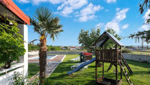 House Rose with Garden and Pool - Foto 3, Garden, Garden view