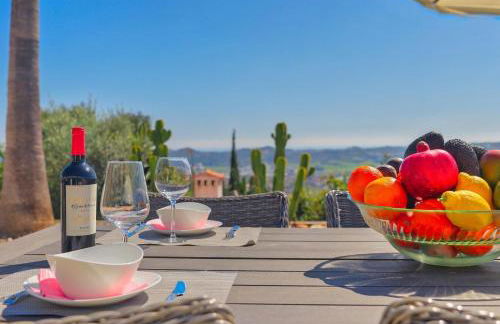 Amazing villa with panoramic views - Photo 18