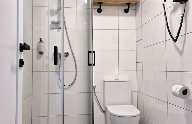 TopFloor Apartments - Photo 31