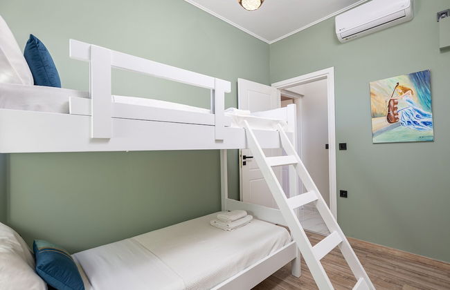 Evangelia's Residence - Photo 11