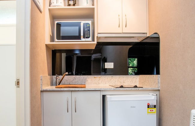 Te Anau Top 10 Holiday Park - Photo 22